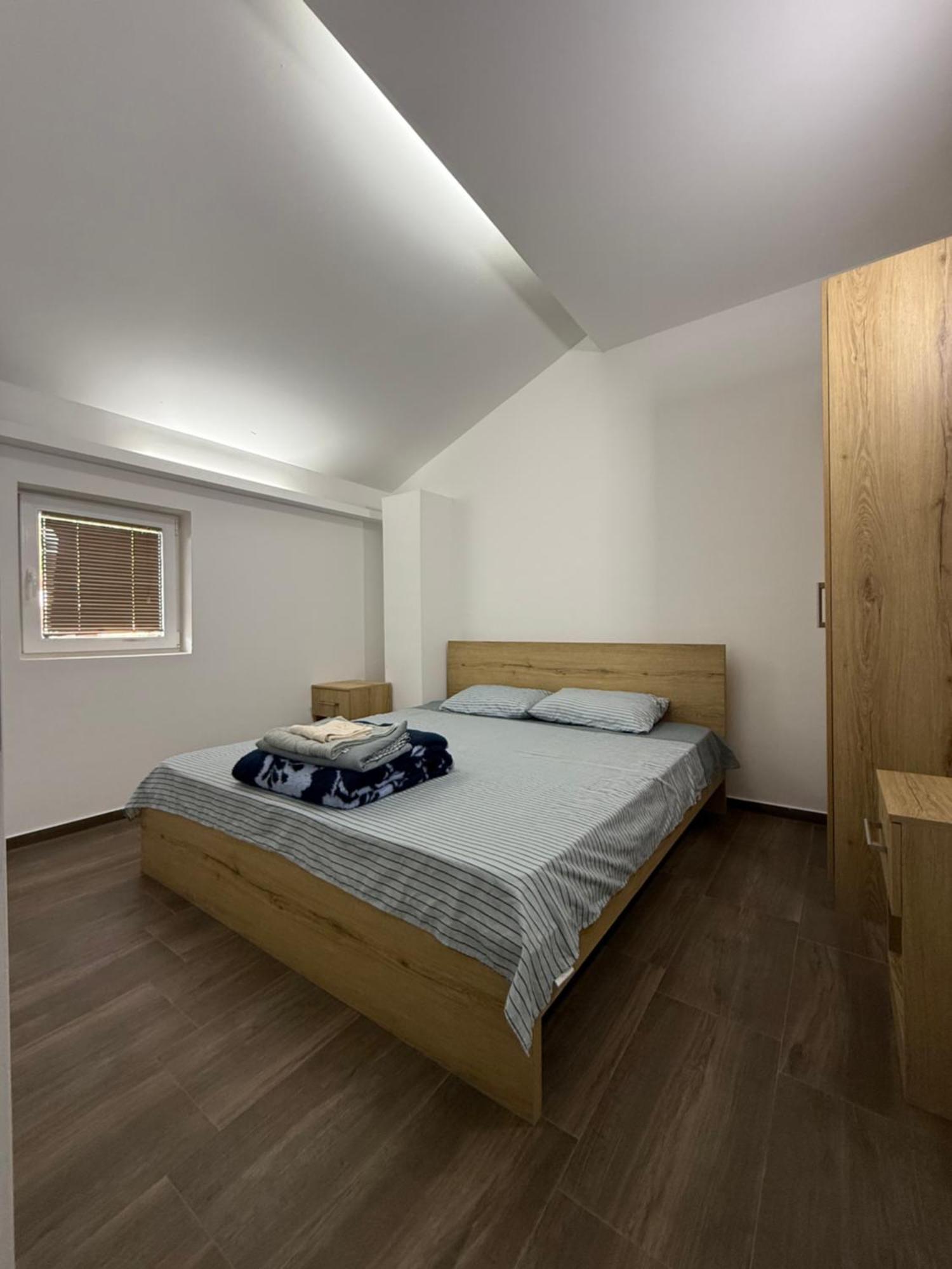 Restaurant & Apartments Lipa Пештани Экстерьер фото